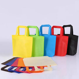 中国 多色非編まれた印刷された袋/小型個人化された非編まれたトート バック サプライヤー