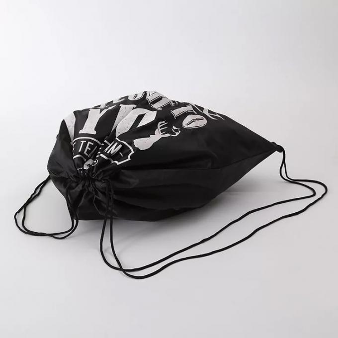 ロゴはドローストリングのギフト袋/旅行黒い綿のドローストリング袋を印刷しました